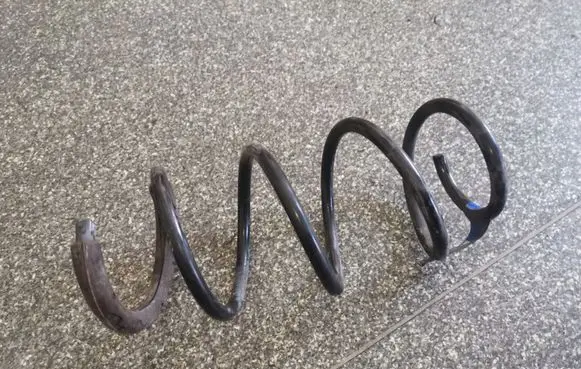 Fiat 500 Front coil spring 68073017AB