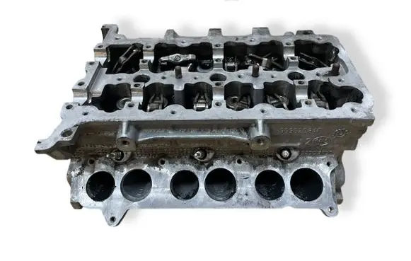 Jeep Grand Cherokee Engine head 90352084F