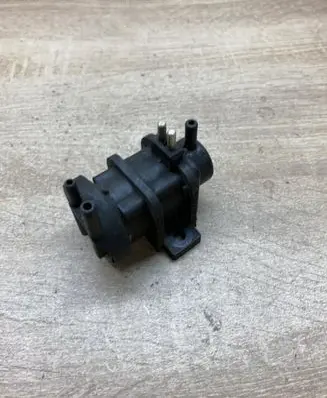 Mercedes-Benz S W140 Vacuum valve 0005450327