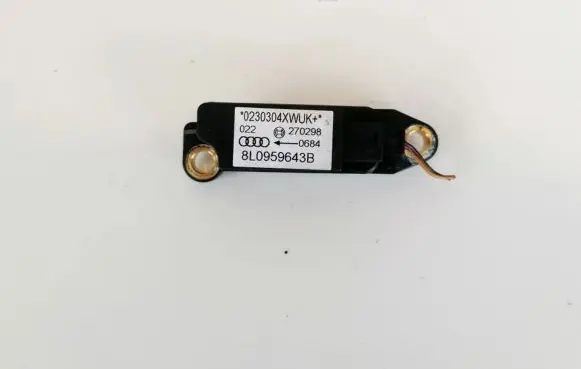 Audi A3 S3 8L Airbag deployment crash/impact sensor 8l0959643b 270298