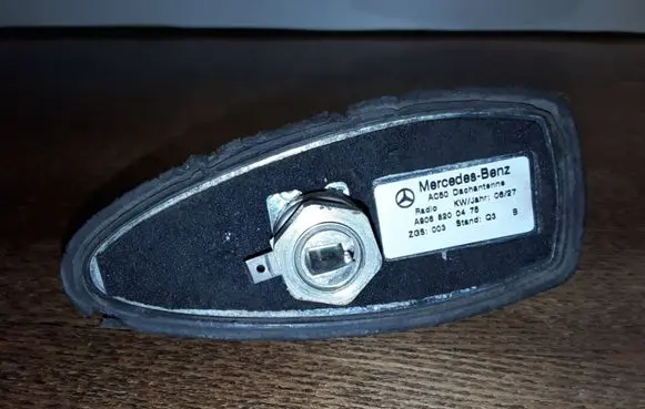 Mercedes-Benz Sprinter W906 Aerial GPS antenna A9068200475