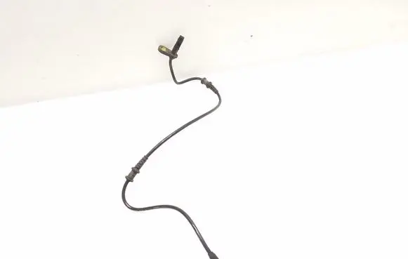 Mercedes-Benz E W211 ABS brake wheel speed sensor A2115402317