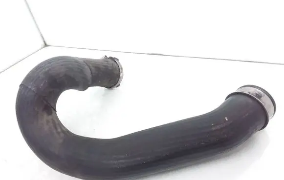 Audi A6 S6 C5 4B Intercooler hose/pipe 4B0145737