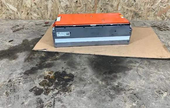 Volkswagen e-Golf Hybrid / Electric Car Battery Cell 5QE915599L