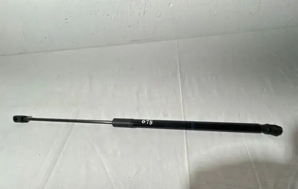Audi A3 S3 8V Tailgate/trunk strut/damper 8V4827552 26514A23 4005740450N
