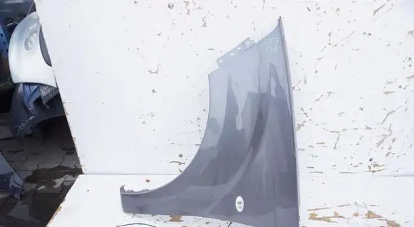 Peugeot 4007 Fender