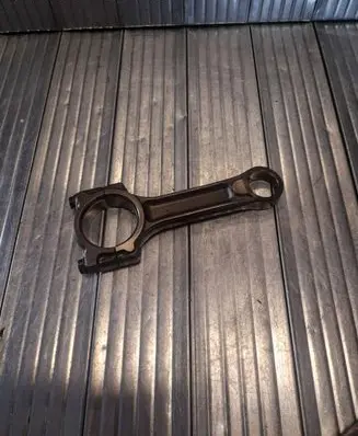 Dacia Duster Connecting rod/conrod 