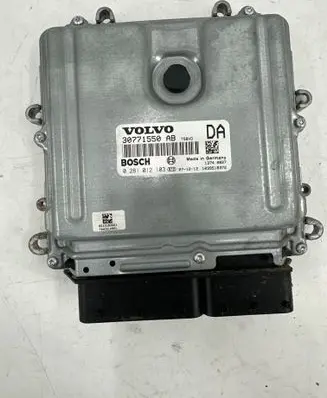 Volvo V50 Engine control unit/module 30771550 1039S18372 0281012103