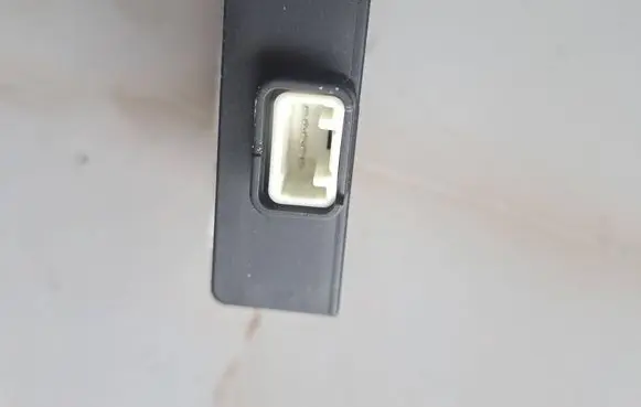 Toyota Avensis T270 Door central lock control unit/module 8974105090 S000003660 001010755
