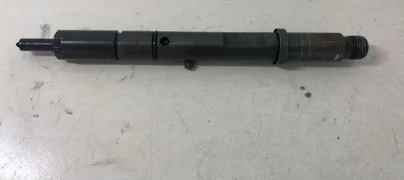 Audi A6 S6 C5 4B Fuel injector 059130201A
