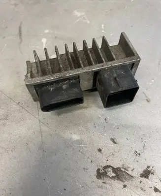 Renault Master III Glow plug pre-heat relay 271202380R CS4112