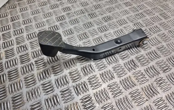 Volkswagen PASSAT B7 Brake pedal 