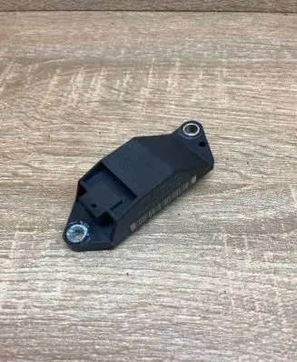 Mercedes-Benz E W211 Airbag deployment crash/impact sensor A0018209326 255711794A