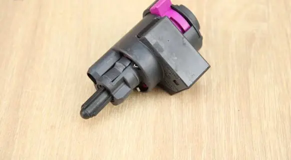 Audi A6 S6 C7 4G Brake pedal sensor switch 4F0945459B