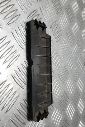 Volvo V40 Battery bracket 31301935