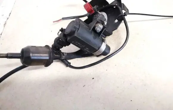 BMW 5 E39 Turbo solenoid valve 2246175 72190323