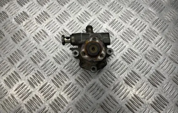 Volkswagen Golf IV Power steering pump 