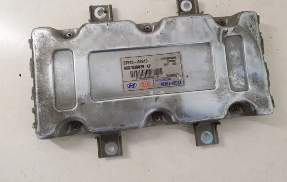 KIA Optima Battery control module 37513A8810 9007030029