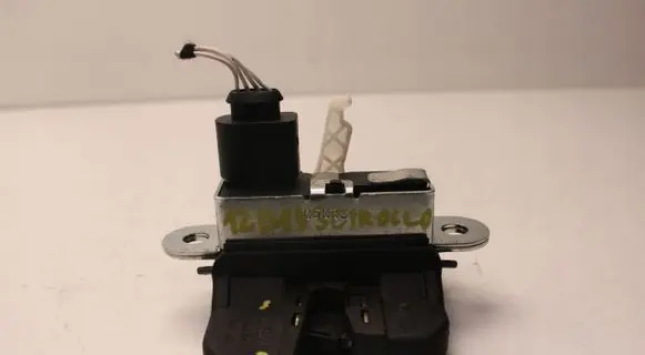 Volkswagen Scirocco Tailgate/trunk/boot lock/catch/latch 