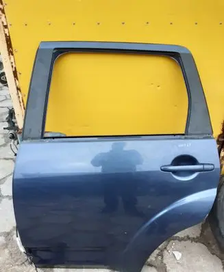 Peugeot 4007 Rear door