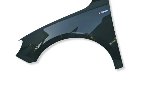 Audi A1 Fender 82A