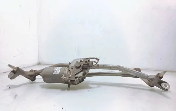 Jaguar XF X250 Front wiper linkage 8X2317500AD 109306