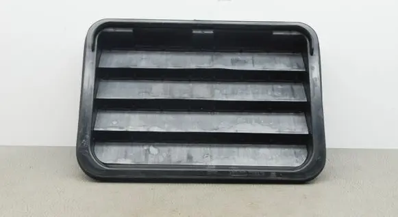 Mercedes-Benz GLE (W166 - C292) Quarter panel pressure vent A1668300642