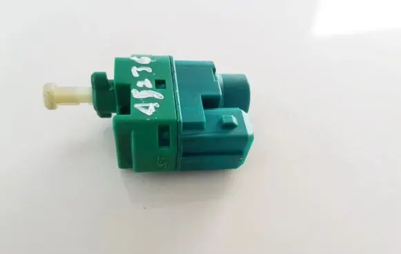 Jaguar X-Type Brake pedal sensor switch 94BB9C872AC 94BB-9C872-AC