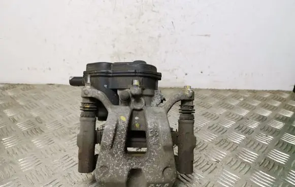 Jeep Cherokee Rear brake caliper