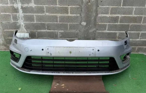 Volkswagen Golf VII Front bumper 5G0807221