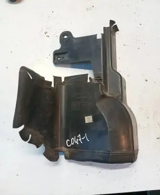 Volvo V70 Intercooler air guide/duct channel 31323451 M0N7A