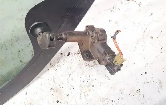 Chrysler Voyager Vent window/glass motor 