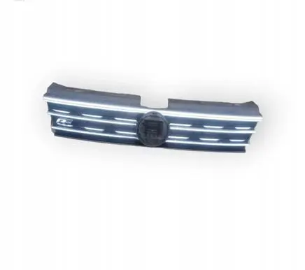 Volkswagen Tiguan Front bumper upper radiator grill 5NA853653B
