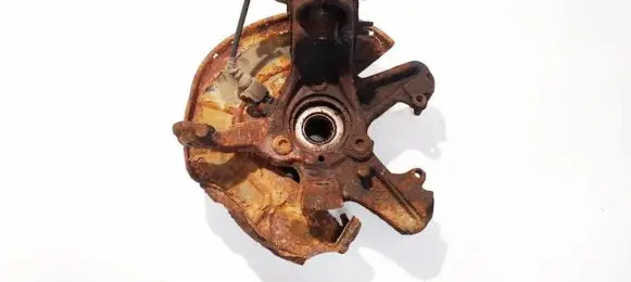Volkswagen Golf V Front wheel hub