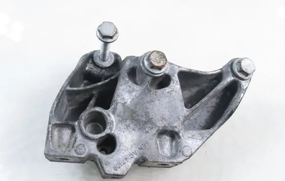 Volkswagen Caddy Gearbox mounting bracket 1K0199117AP