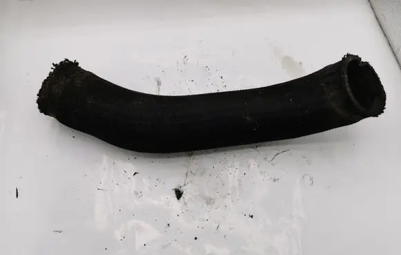 Chevrolet Captiva Intercooler hose/pipe NOCODE