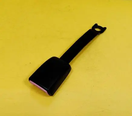 Peugeot 107 Front seatbelt buckle E034501