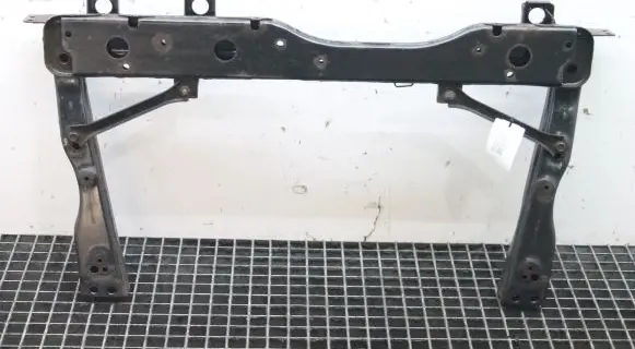 Nissan Qashqai Bottom radiator support slam panel 
