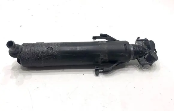Volkswagen PASSAT B7 Headlight washer spray nozzle 3AA955103