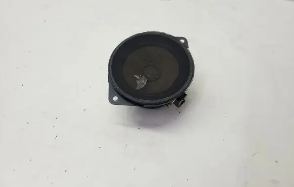 Chrysler Town u0026 Country V Panel speaker 05064120AB