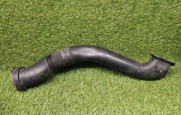 Opel Astra H Air intake hose/pipe 55351756 551020308