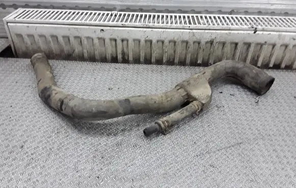 Mercedes-Benz Vito Viano W638 Engine coolant pipe/hose