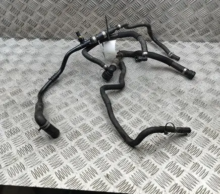 Volvo XC90 Engine coolant pipe/hose 32249880 31657789
