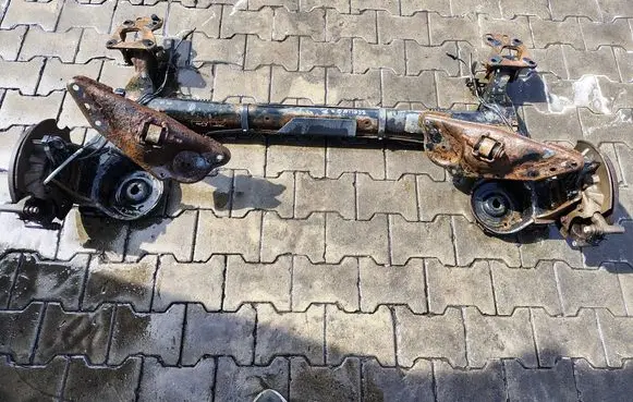 Citroen Berlingo Rear axle beam