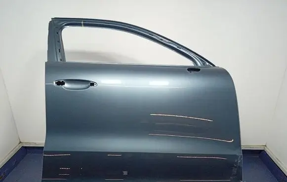 Porsche Cayenne (92A) Front door