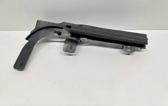 Mercedes-Benz E W213 Engine compartment rubber A2138310600