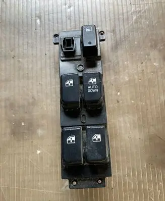 Hyundai Santa Fe Electric window control switch 371495