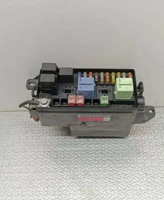 Mini One - Cooper Coupe R56 Fuse module 3449504 17236010 133616060709