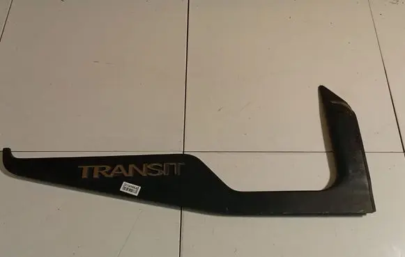 Ford Transit Front door glass trim molding 6C16V22370ACW