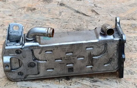 EGR valve cooler